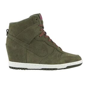 Women’s Nike Dunk Sky Hi 'Medium Olive‎ 9 Style 528899-200